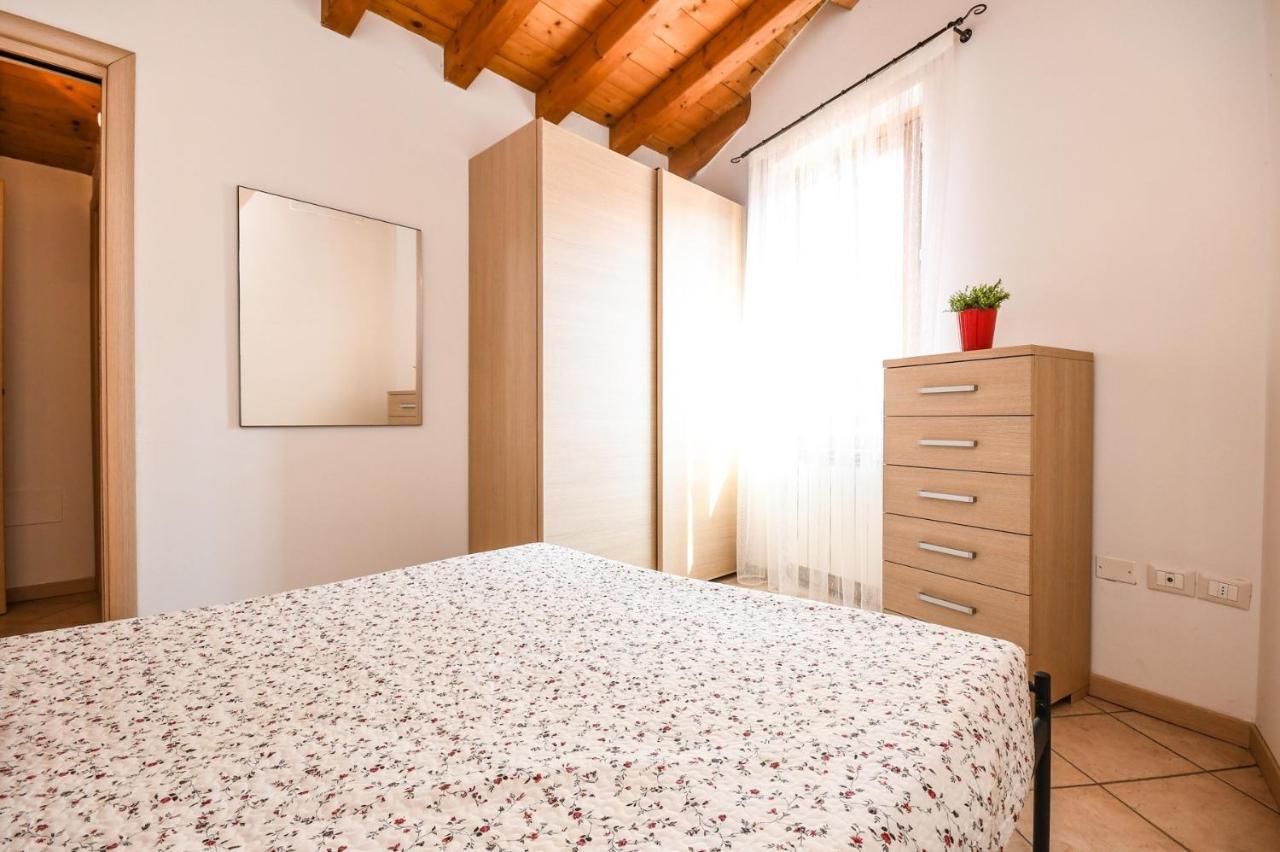 Cappuccino Appartement San Felice del Benaco Buitenkant foto