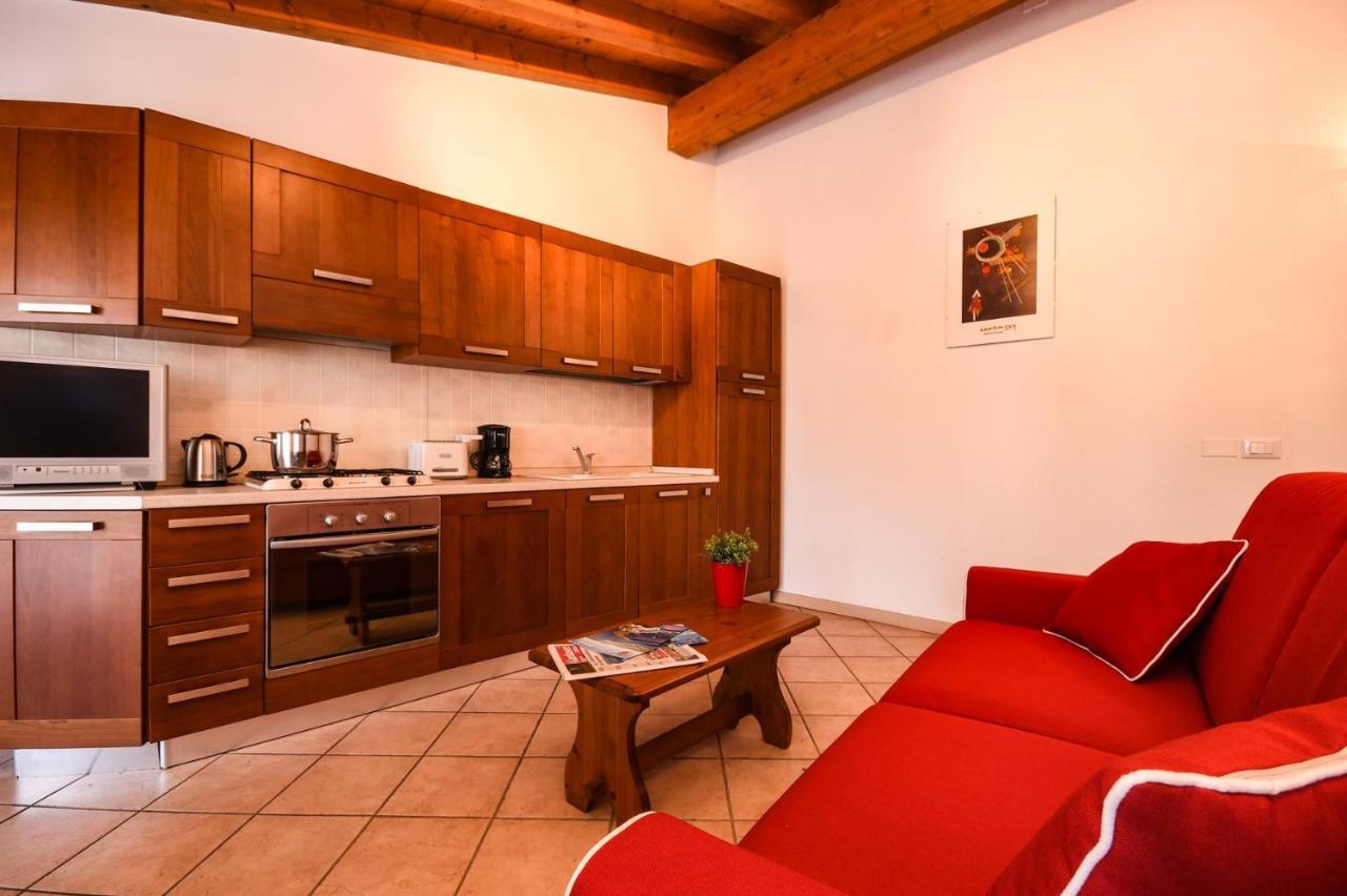 Cappuccino Appartement San Felice del Benaco Buitenkant foto